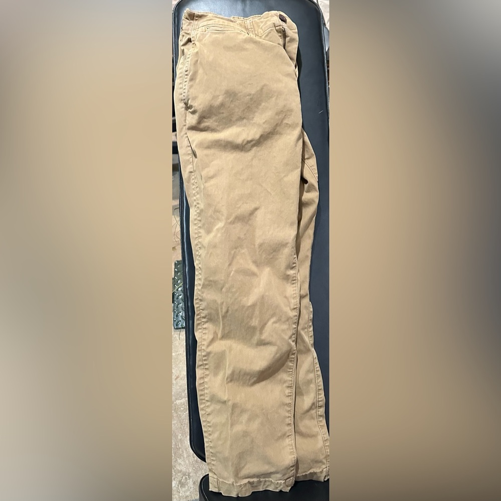 American Eagle Outfitters Men's Tan Chino Pants